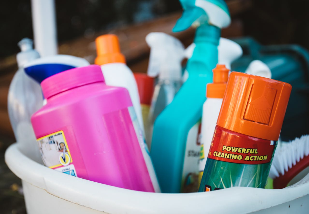 Which Cleaning Products Not To Mix?